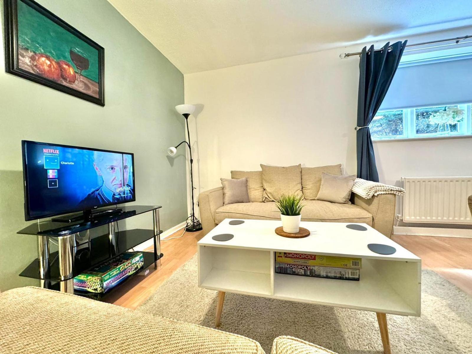 The Alnham, Large 3 Bed Apartment, Close To The City Ньюкасл-апон-Тайн Экстерьер фото